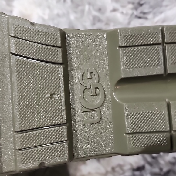 UGG SHOES OLIVE DRIZLITA WATERPROOF RUBBER WOOL RAIN BOOTS, WOMEN US 8 - Picture 9 of 11